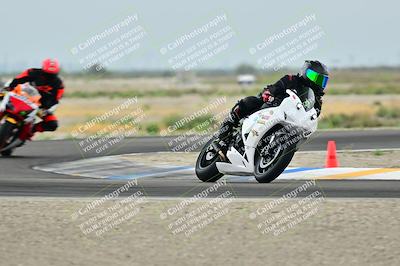 media/Apr-18-2025-TrackDaz (Fri) [[45f5874c44]]/C Group/Session 1 (Turn 7)/